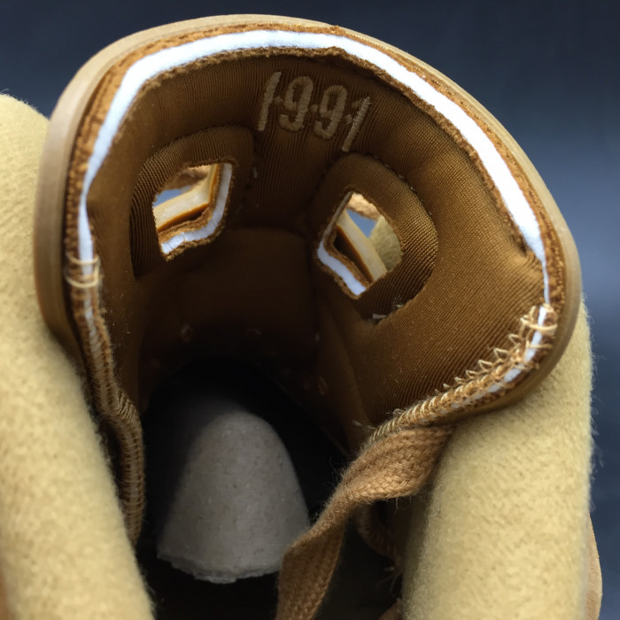 Air Jordan 6 Retro "Golden Harvest" 384664-705