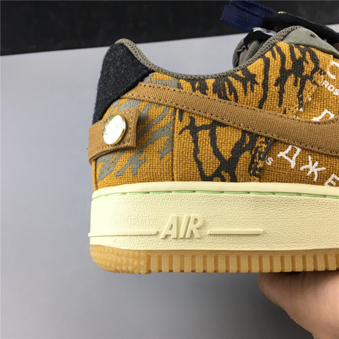 AIR FORCE 1 LOW TRAVIS SCOTT CACTUS JACK CN2405-900