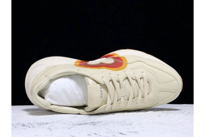 G*u*i rhyton interlocking g heart (w) 550049 drw00 9022