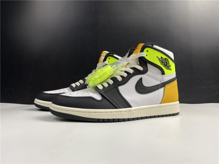 AIR JORDAN 1 RETRO HIGH OG ‘VOLT GOLD’ 555088-118