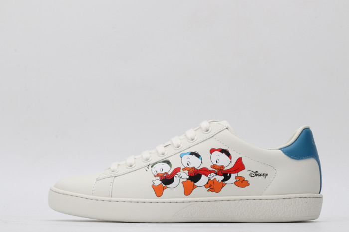 G*u*i low-top sneaker