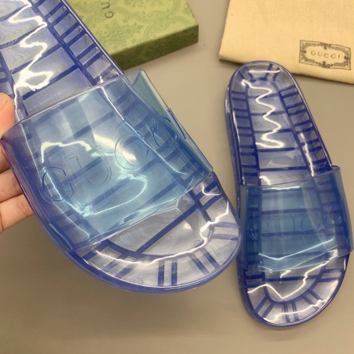 G*u*i slippers