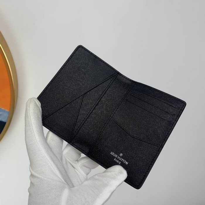LOUI VUITTO WALLET M69536 11*8*1